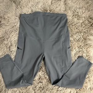 Old Navy gray maternity leggings XL